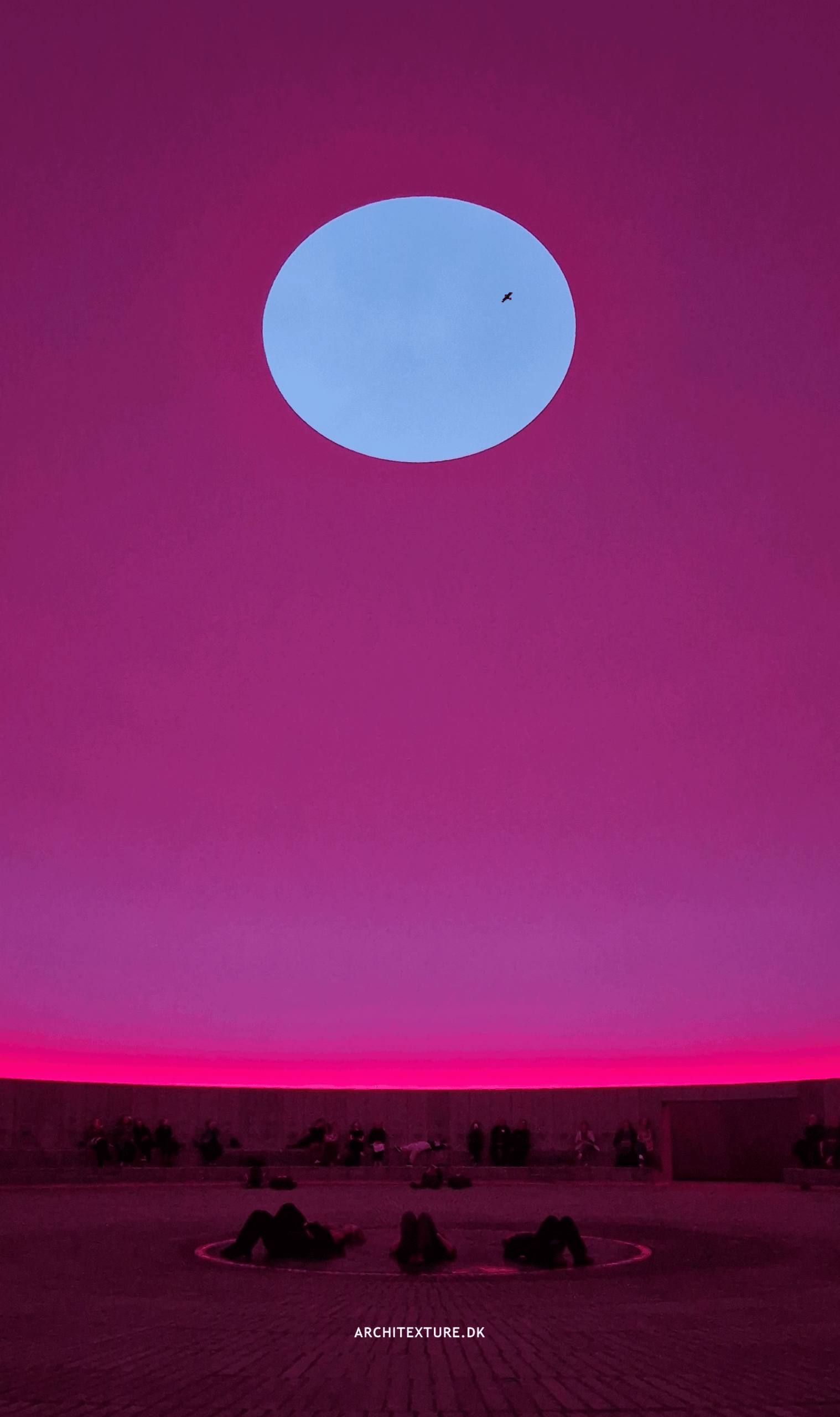 aros-as-see-below-the-dome-skyspace-by-james-turell-architexture-nanna-fog-lund
